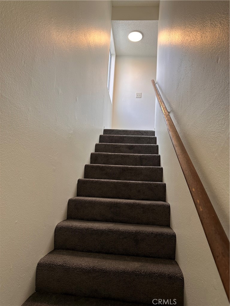 stairs - 4022 Franklin Avenue 1, Fullerton CA 92833 - photo 15