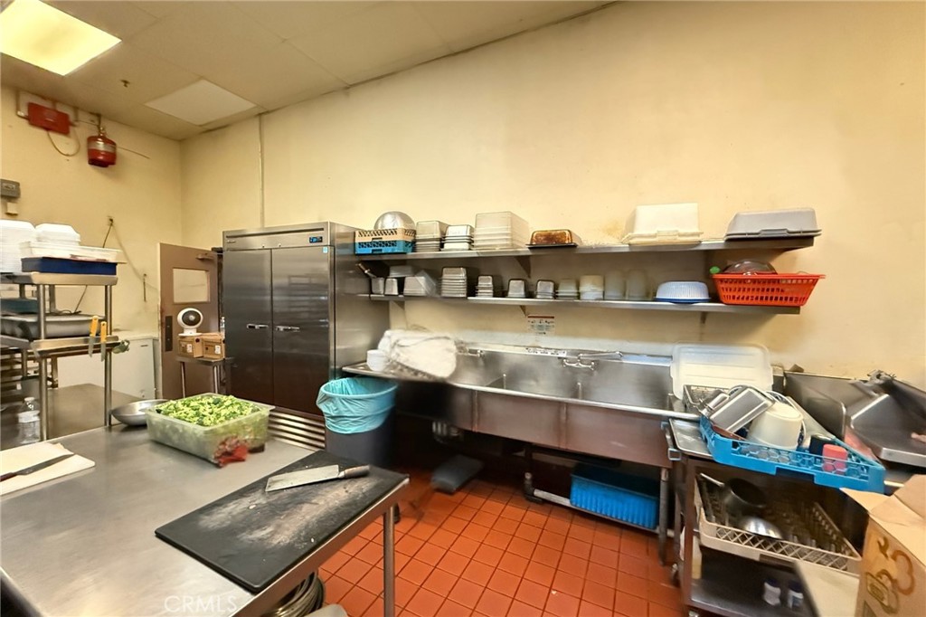 4110 N Harbor Blvd, Fullerton CA 92835 - photo 19