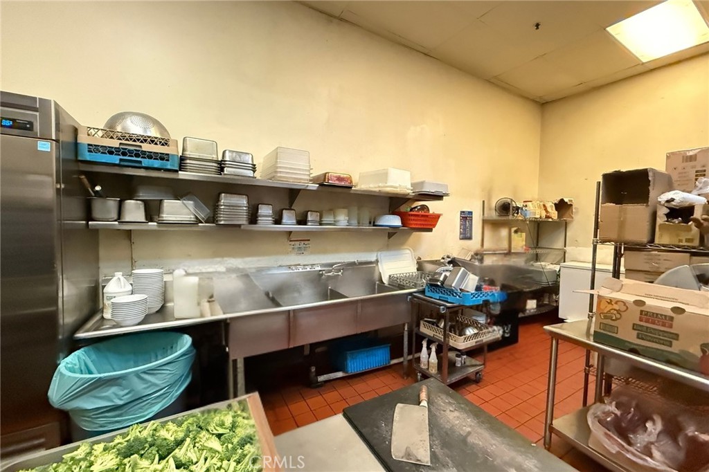 4110 N Harbor Blvd, Fullerton CA 92835 - photo 20