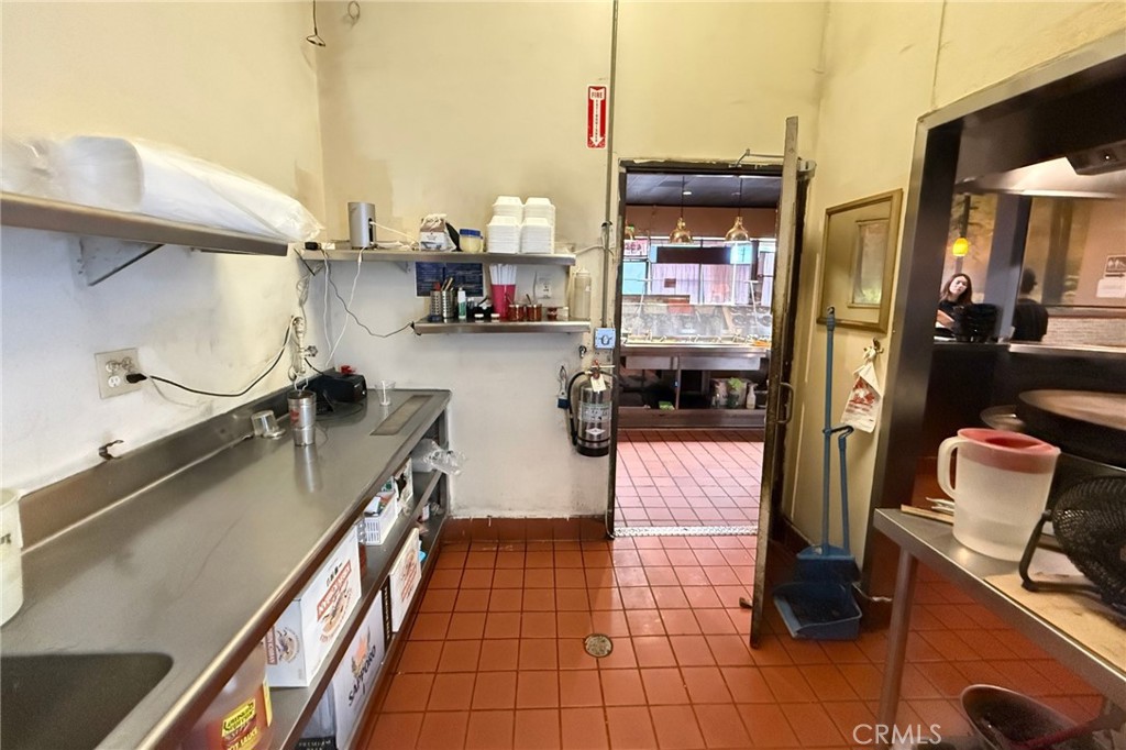 4110 N Harbor Blvd, Fullerton CA 92835 - photo 21