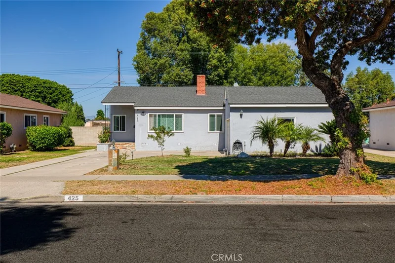 425 W Knepp, Fullerton, CA 92832