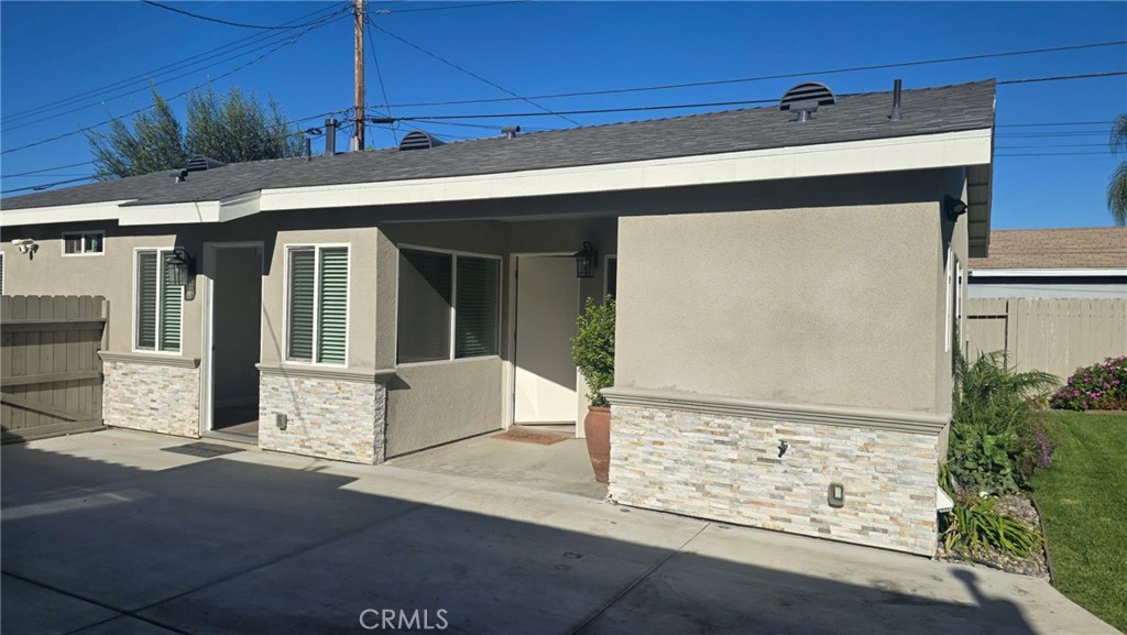 425 W Orangethorpe A, Fullerton CA 92832 - photo 1