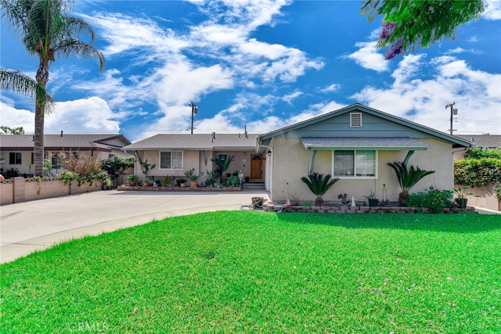 4260 W Flower, Fullerton CA 92833 - photo 1