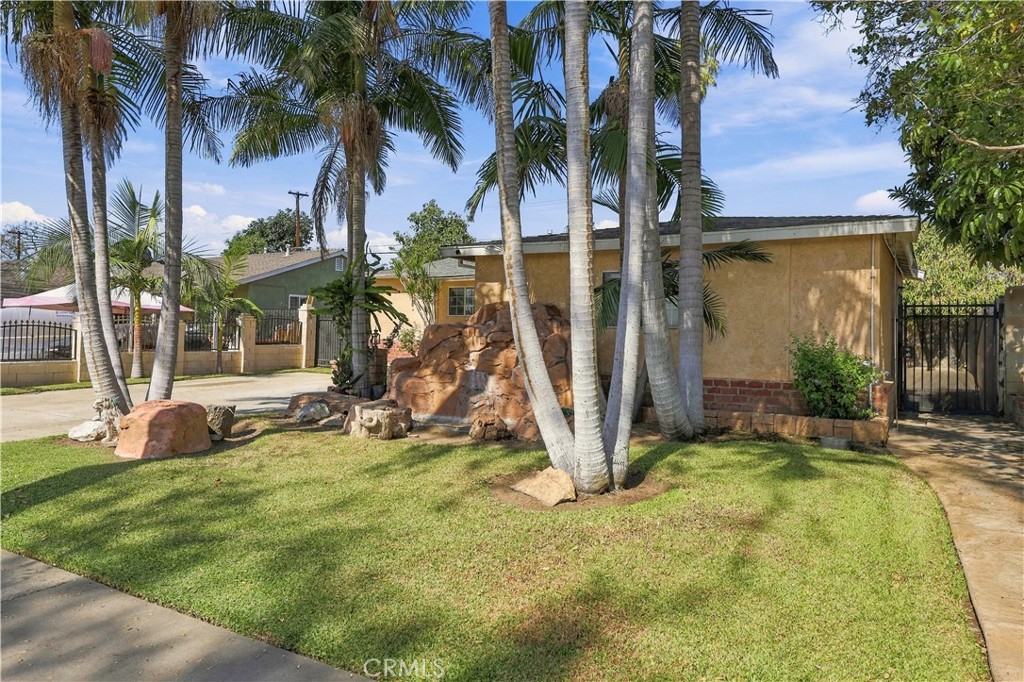 431 E Rosslynn, Fullerton CA 92832 - photo 6