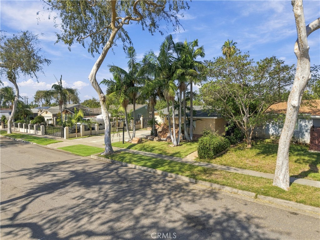 431 E Rosslynn, Fullerton CA 92832 - photo 7