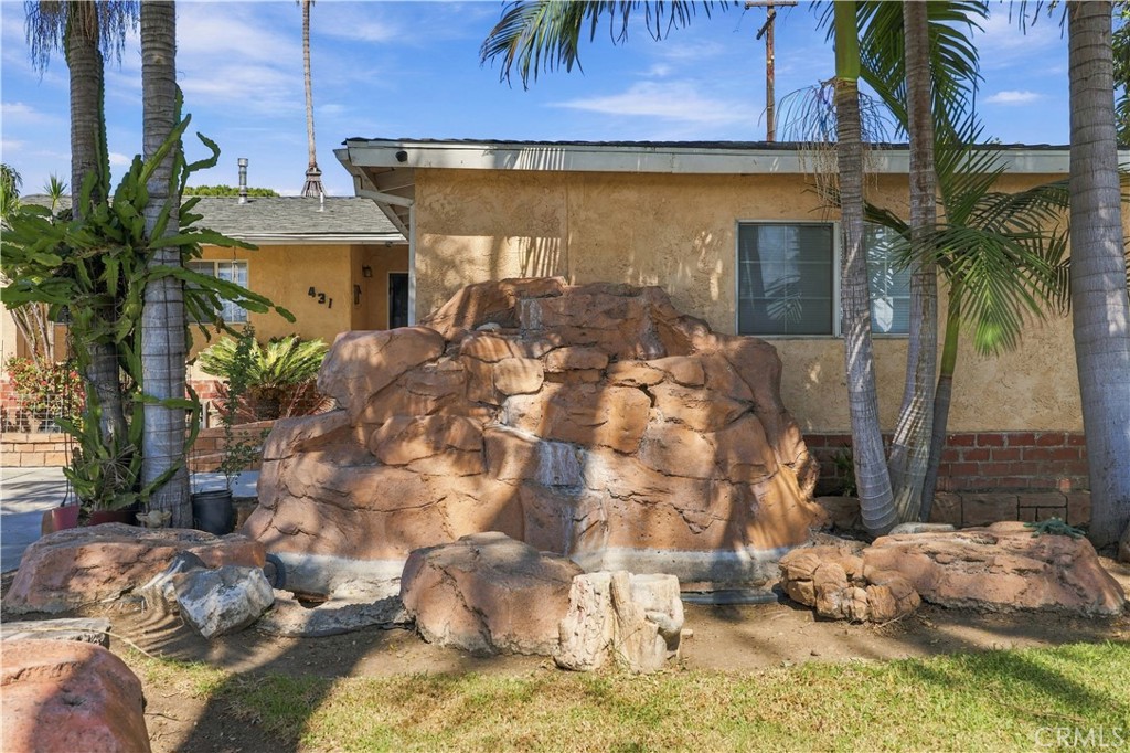 431 E Rosslynn, Fullerton CA 92832 - photo 8