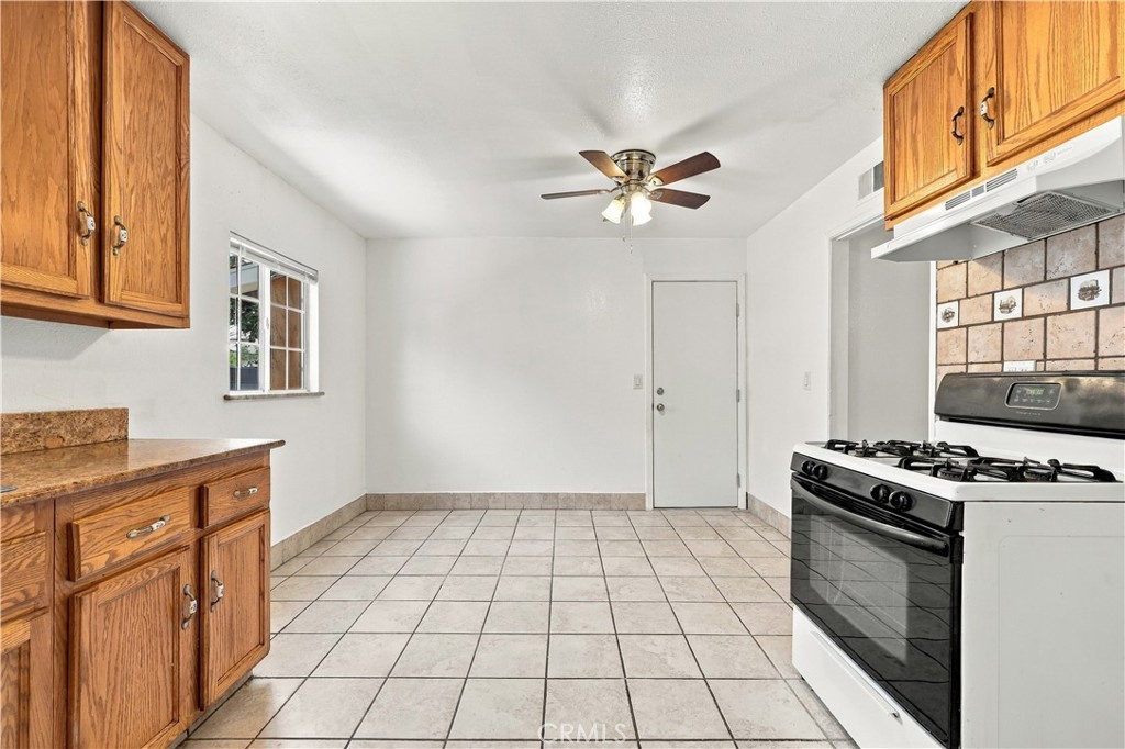 431 E Rosslynn, Fullerton CA 92832 - photo 30