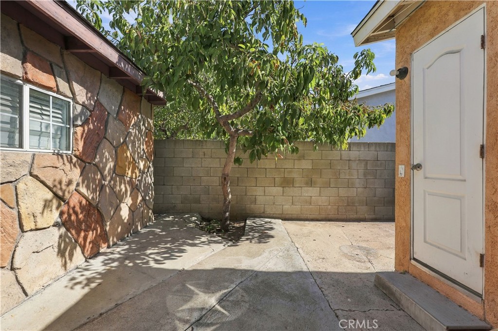431 E Rosslynn, Fullerton CA 92832 - photo 41