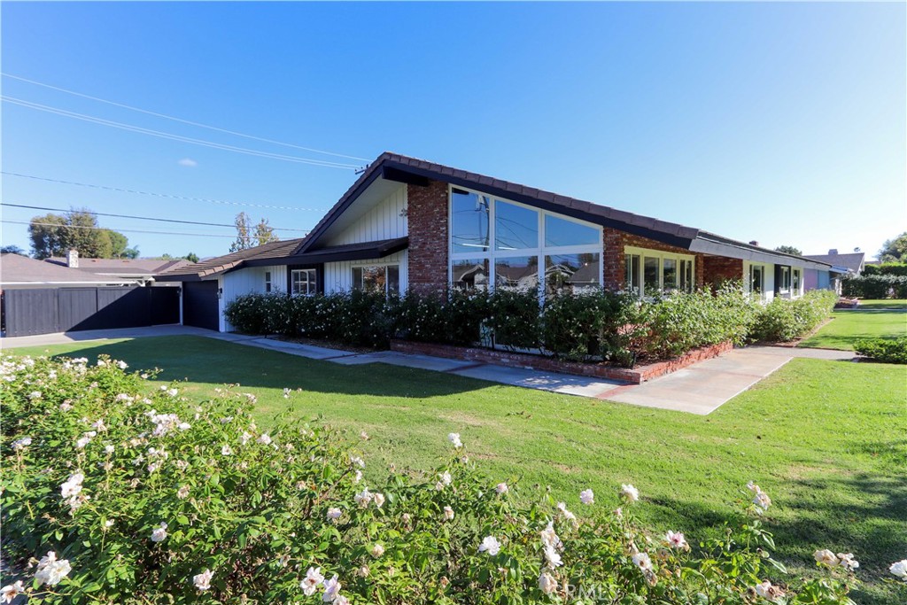 501 E Sunny Hills Road, Fullerton CA 92835 - photo 4