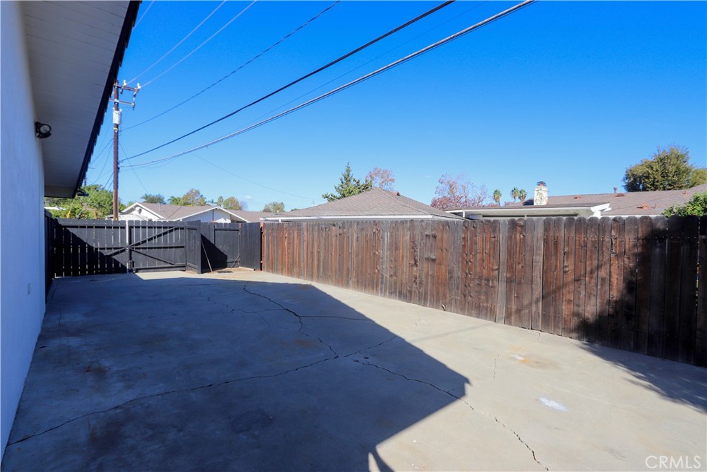 501 E Sunny Hills Road, Fullerton CA 92835 - photo 47
