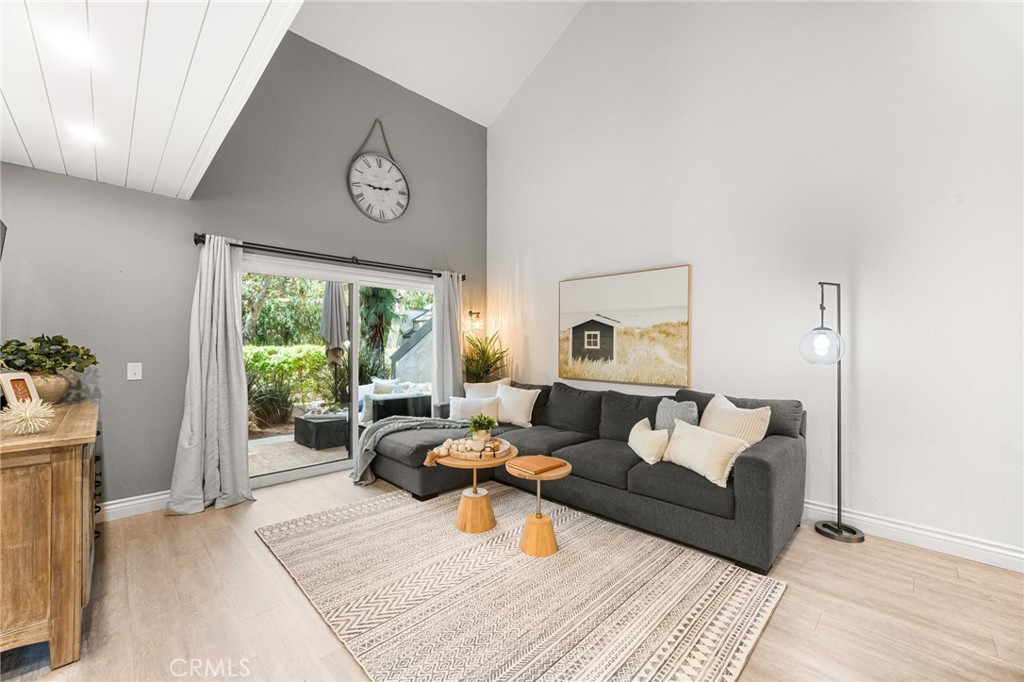 Living Room - 512 Quiet Brook Circle 188, Fullerton CA 92831 - photo 5