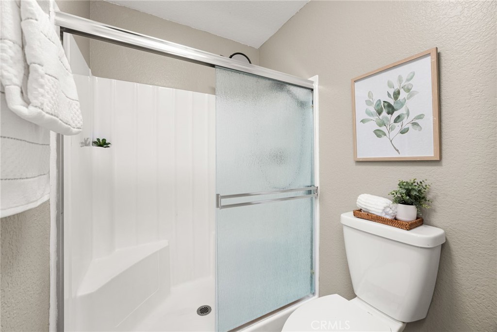 Primary Bathroom - 512 Quiet Brook Circle 188, Fullerton CA 92831 - photo 21