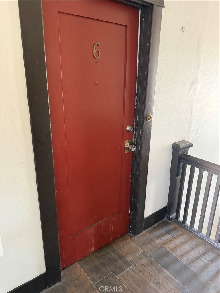521 N Pomona 6, Fullerton CA 92832 - photo 7