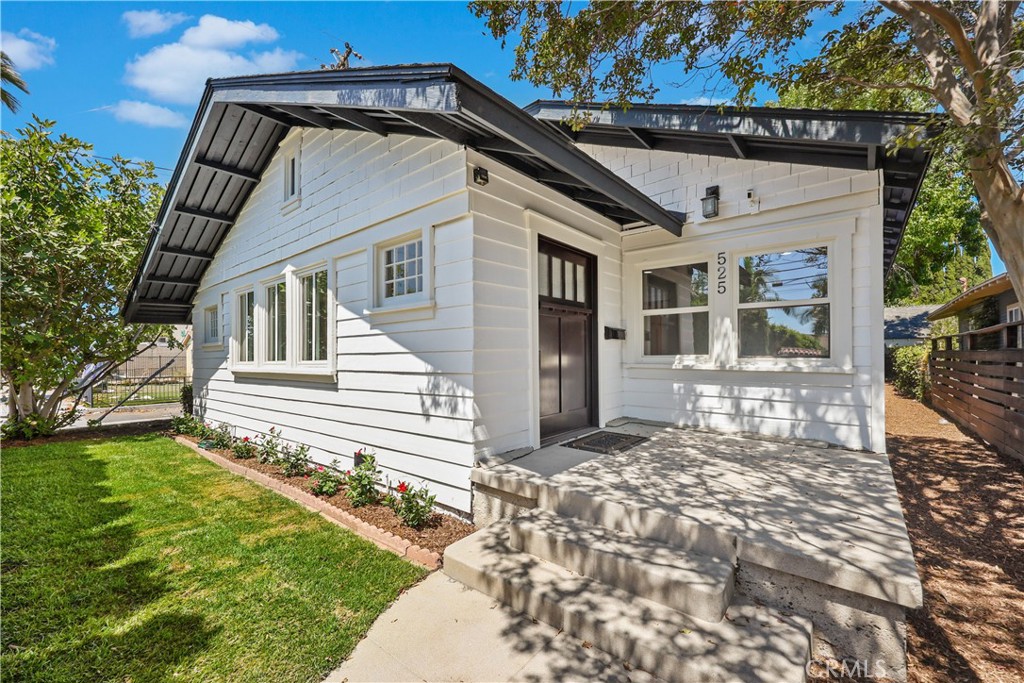 Front - 525 E Commonwealth Avenue, Fullerton CA 92832 - photo 1