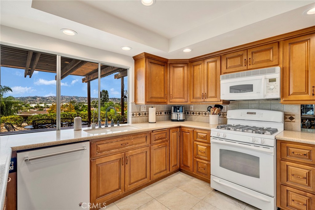 525 Via Codo, Fullerton CA 92835 - photo 20