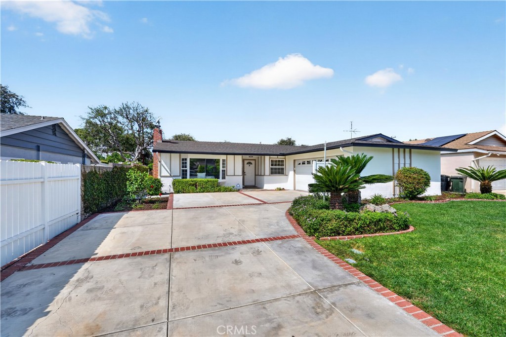 527 N Lincoln Avenue, Fullerton CA 92831 - photo 38