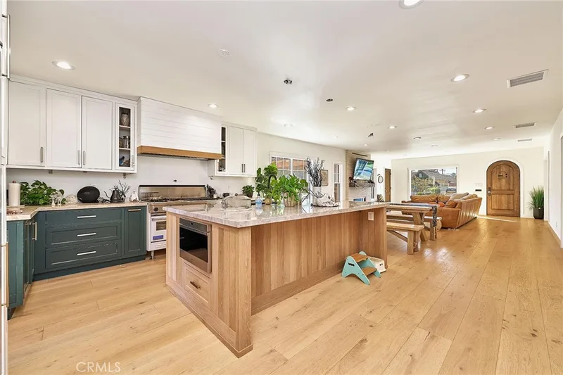 529 W Whiting, Fullerton