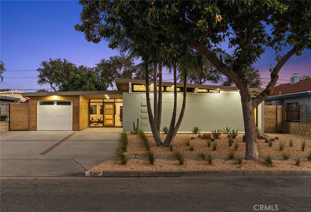 530 W Elm Avenue, Fullerton CA 92832 - photo 1