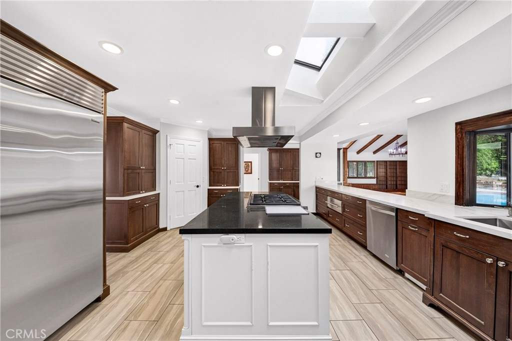623 Santa Barbara Avenue, Fullerton CA 92835 - photo 11