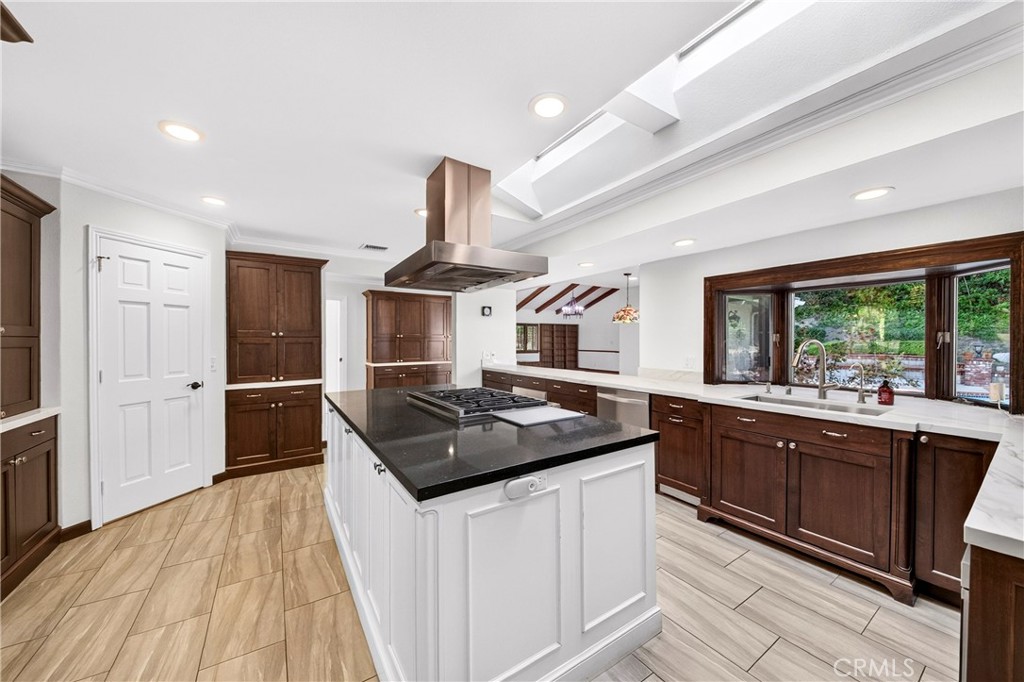 623 Santa Barbara Avenue, Fullerton CA 92835 - photo 12