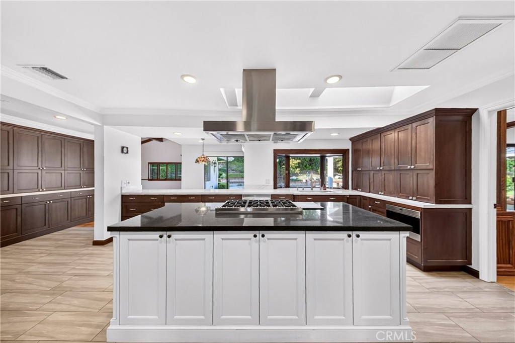 623 Santa Barbara Avenue, Fullerton CA 92835 - photo 13