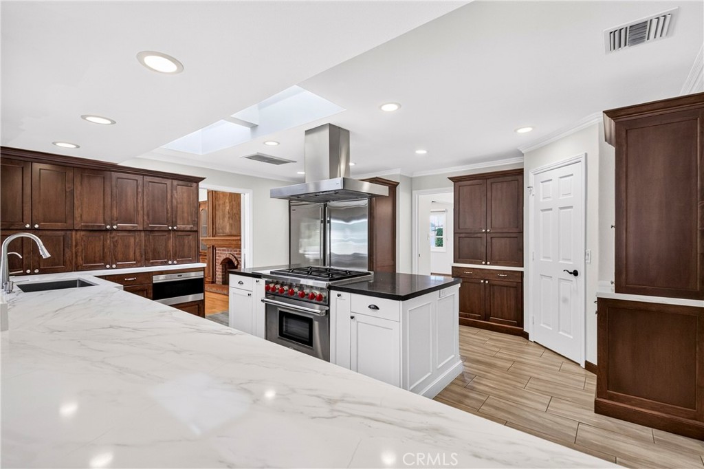 623 Santa Barbara Avenue, Fullerton CA 92835 - photo 16