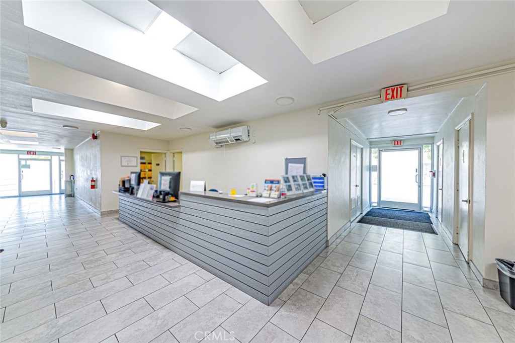 Reception and main entrance - 626 W Commonwealth Avenue, Fullerton CA 92832 - photo 7