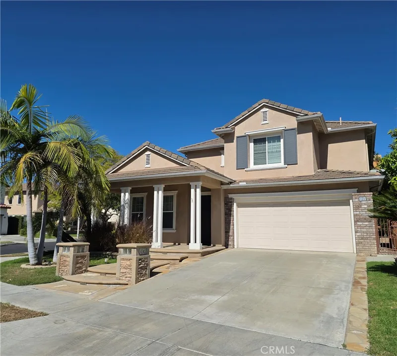 629 Oak Tree Street, Fullerton
