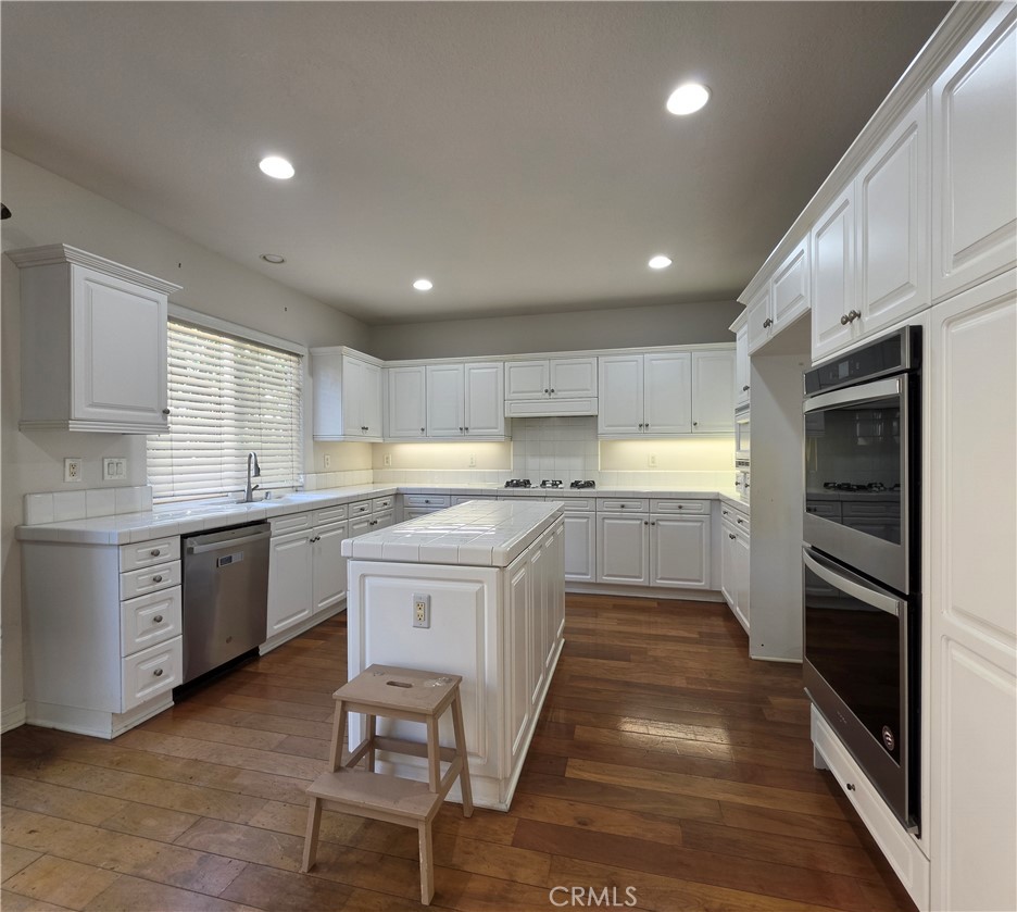 629 Oak Tree Street, Fullerton CA 92835 - photo 7