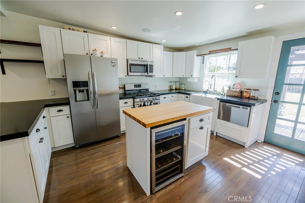 Kitchen - 630 W Wilshire, Fullerton CA 92832 - photo 3