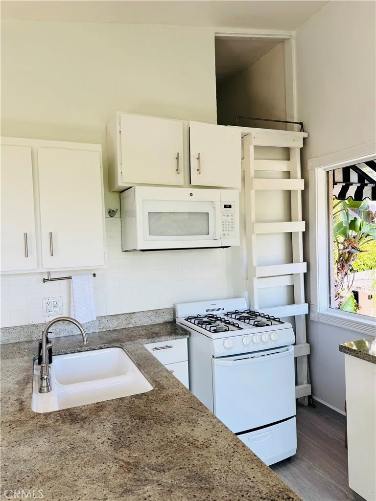 667 N Woods, Fullerton, CA 92832