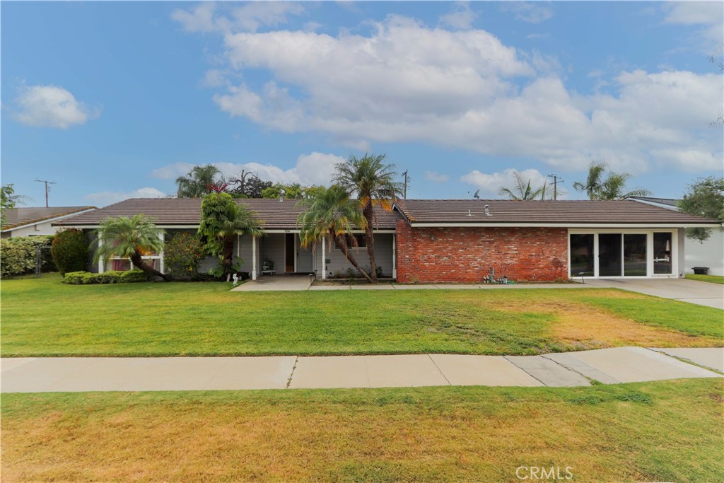 708 El Mirador Drive, Fullerton CA 92835 - photo 1