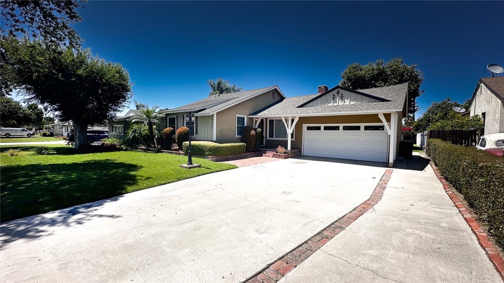 715 W Knepp, Fullerton CA 92832 - photo 1