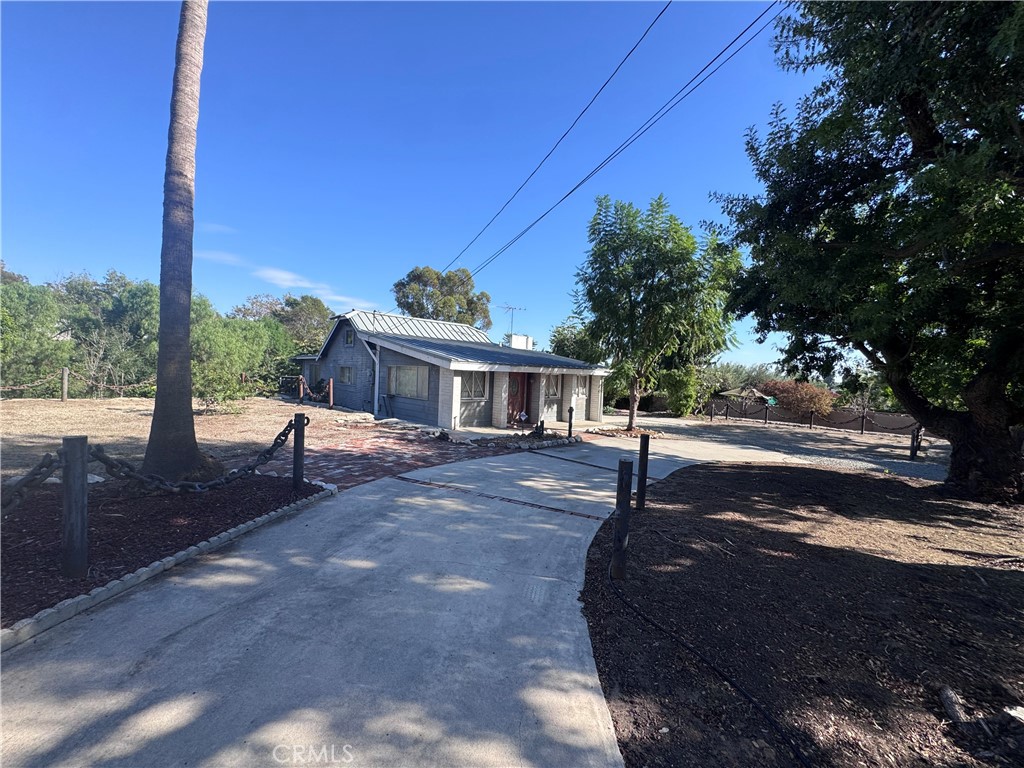 724 Stephens Avenue, Fullerton CA 92833 - photo 2
