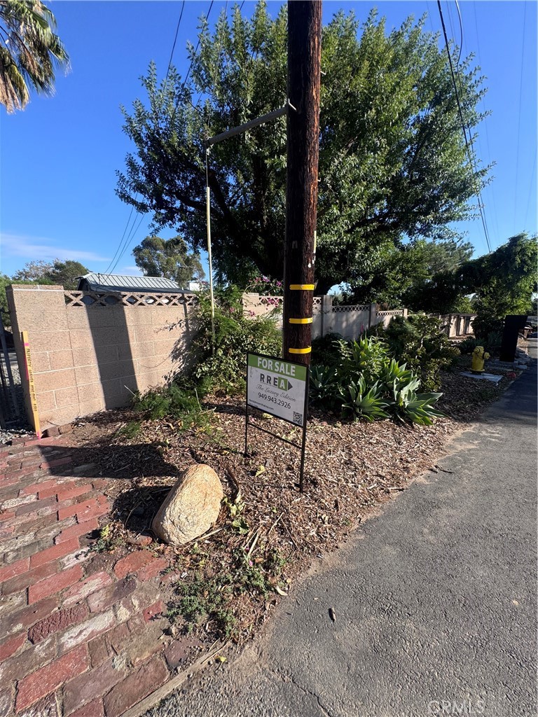 724 Stephens Avenue, Fullerton CA 92833 - photo 14