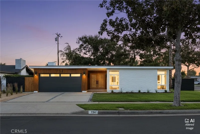734 W Maplewood, Fullerton, CA 92832