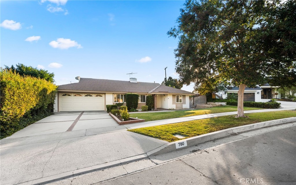 780 Arroues Drive, Fullerton CA 92835 - photo 4