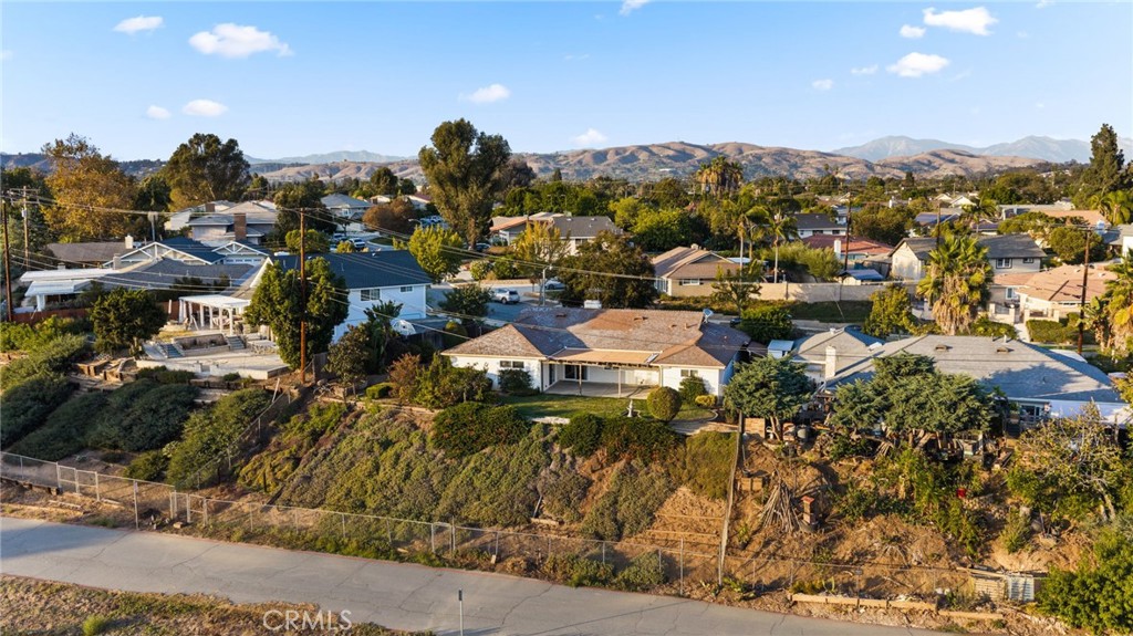 780 Arroues Drive, Fullerton CA 92835 - photo 38