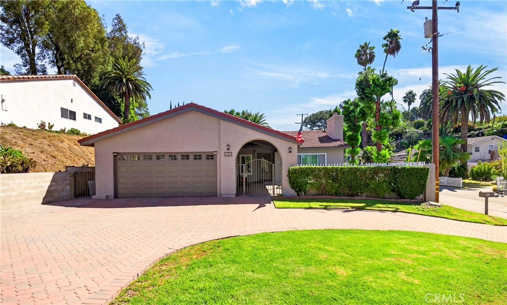 800 N Arroyo, Fullerton CA 92833 - photo 1