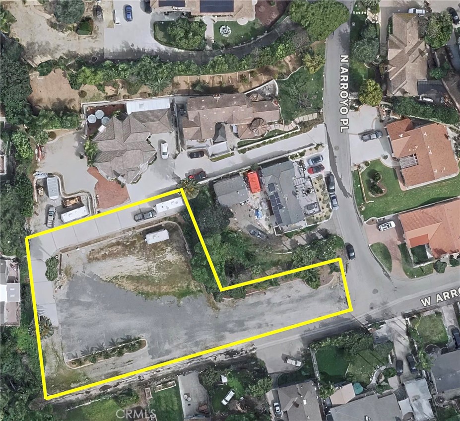 Approximate lot lines - 801 N Arroyo Place, Fullerton CA 92833 - photo 1