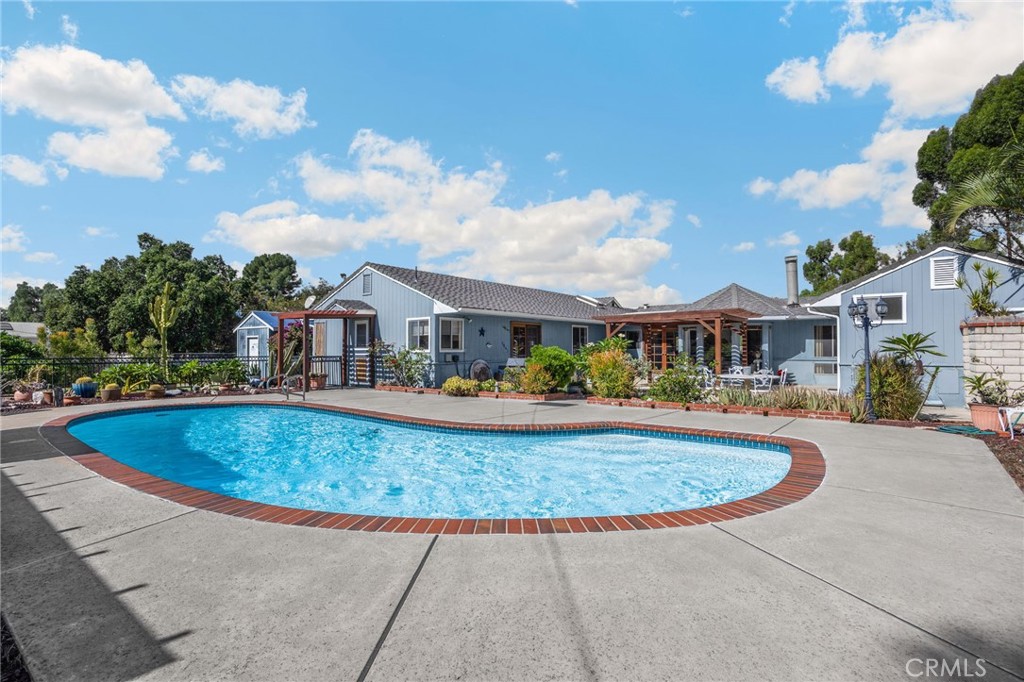 826 W Valencia Mesa Drive, Fullerton CA 92835 - photo 6