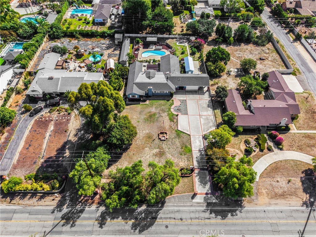826 W Valencia Mesa Drive, Fullerton CA 92835 - photo 53
