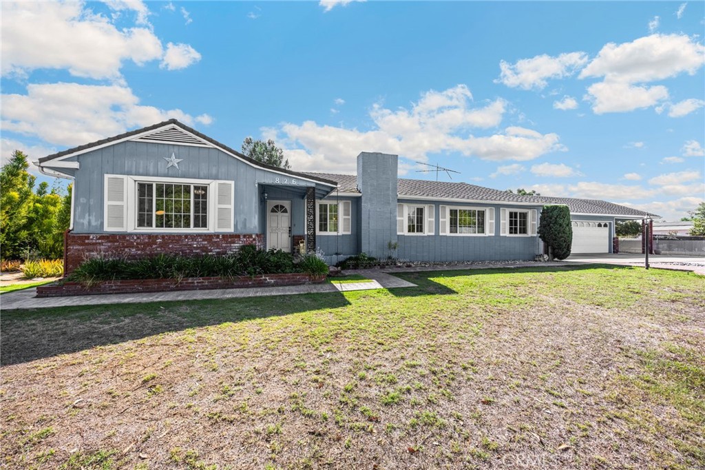 826 W Valencia Mesa Drive, Fullerton CA 92835 - photo 56