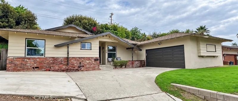 842 Adlena, Fullerton
