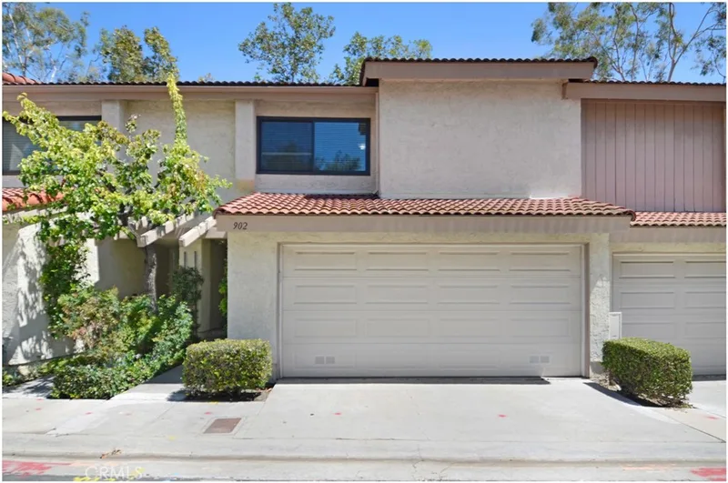 902 Creekside, Fullerton, CA 92833