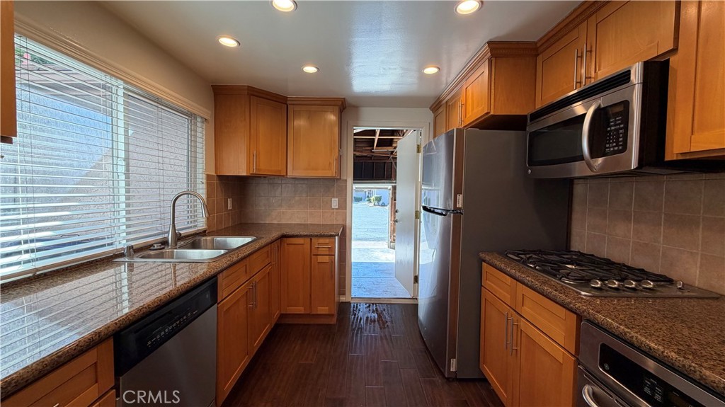 926 Plaza Escondido, Fullerton CA 92833 - photo 2