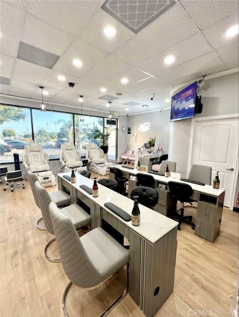 E CHAPMAN, Fullerton CA 92813 - photo 4