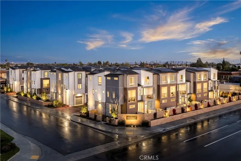 10002 Central Avenue 3, Garden Grove, CA 92843