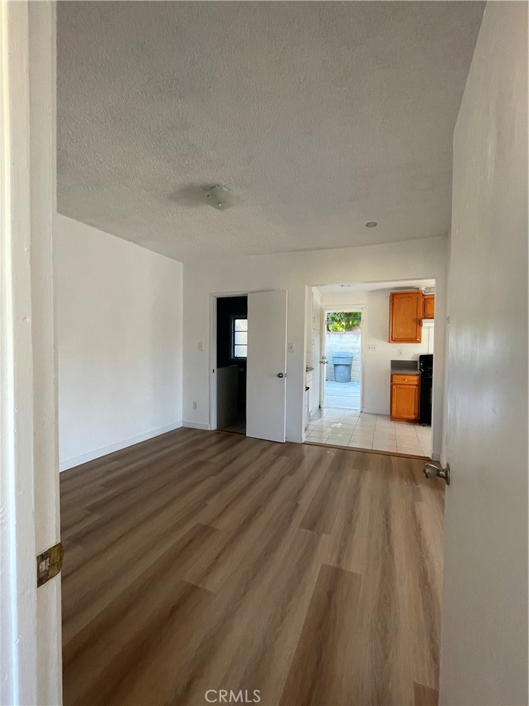 10031 1/2 B Larson Avenue 1/2 B, Garden Grove CA 92843 - photo 3