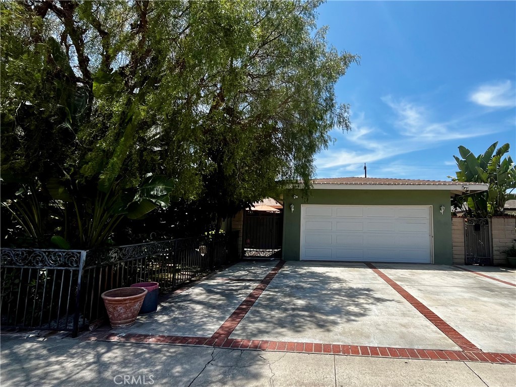 Front of Home - 10072 Dewey Dr, Garden Grove CA 92840 - photo 1